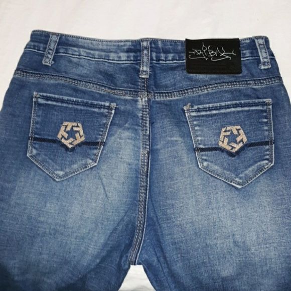 Tribal Mom Jeans Embroidered Designs 27 High Waist - Picture 5 of 6